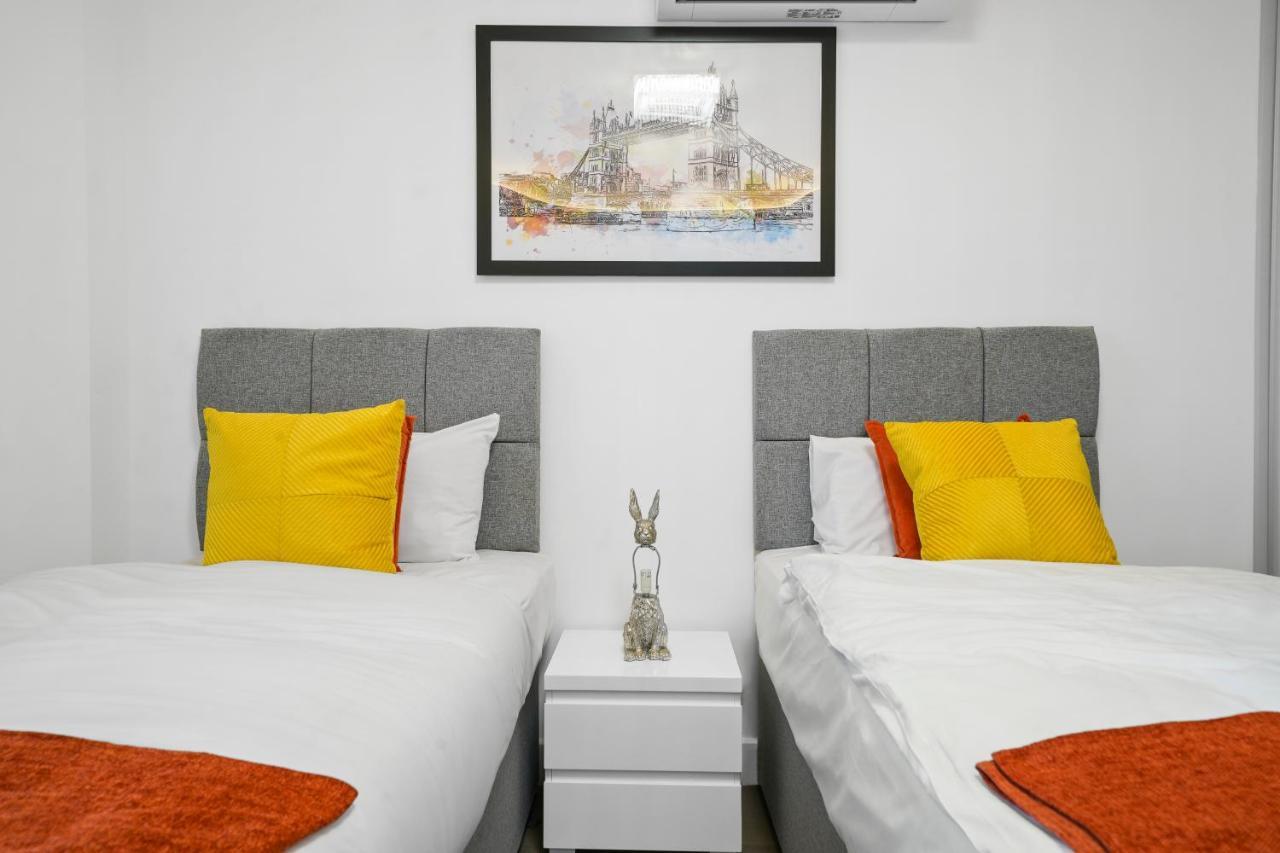 City Prime Apartments London Ngoại thất bức ảnh A bedroom at the hotel